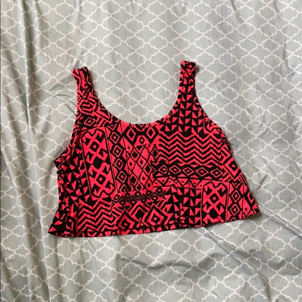 Crop top